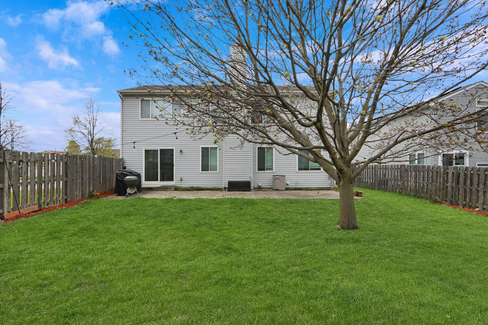 970 Noelle Bend