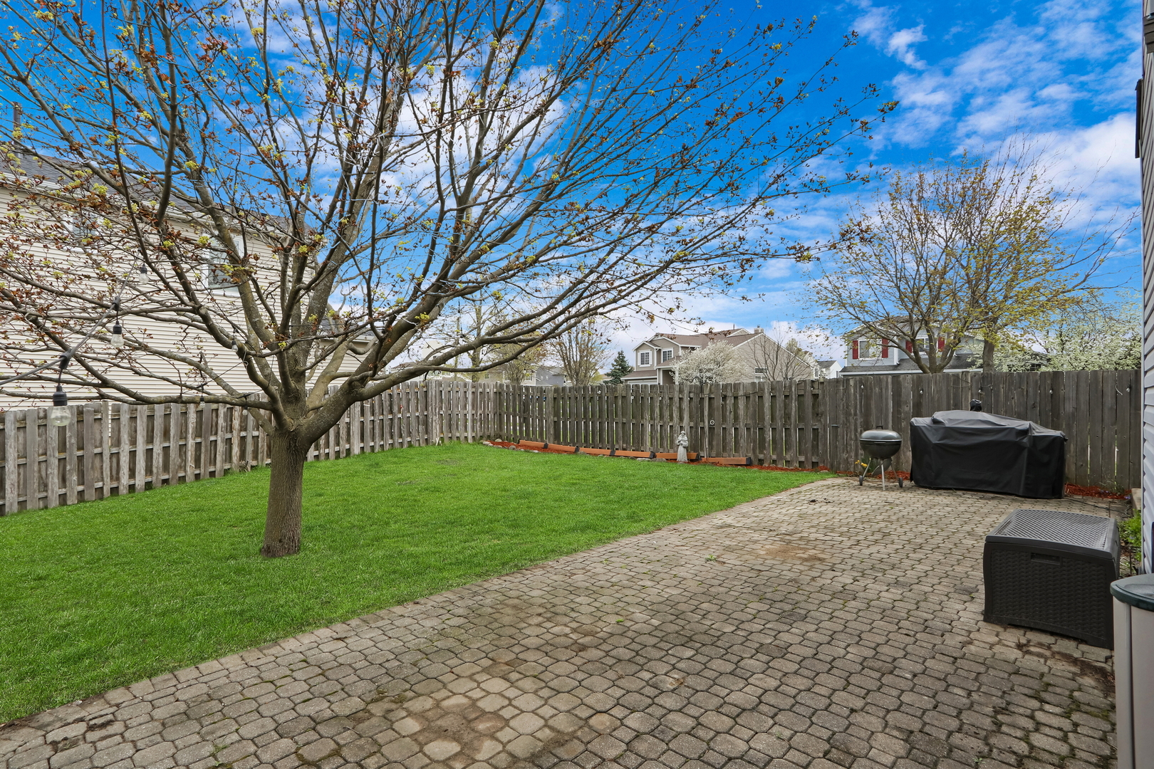 970 Noelle Bend