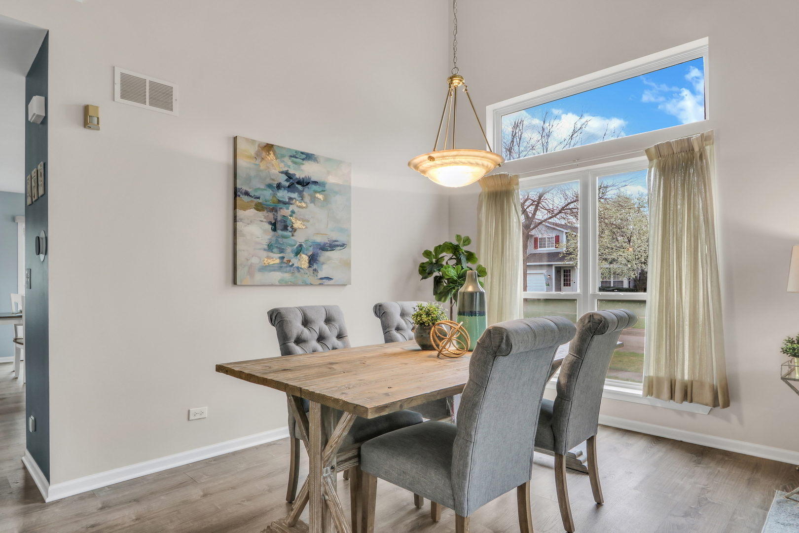 970 Noelle Bend