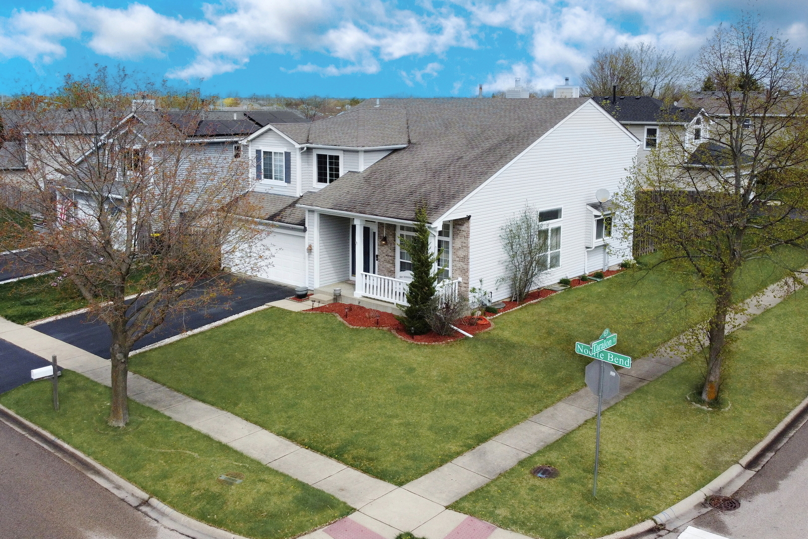 970 Noelle Bend