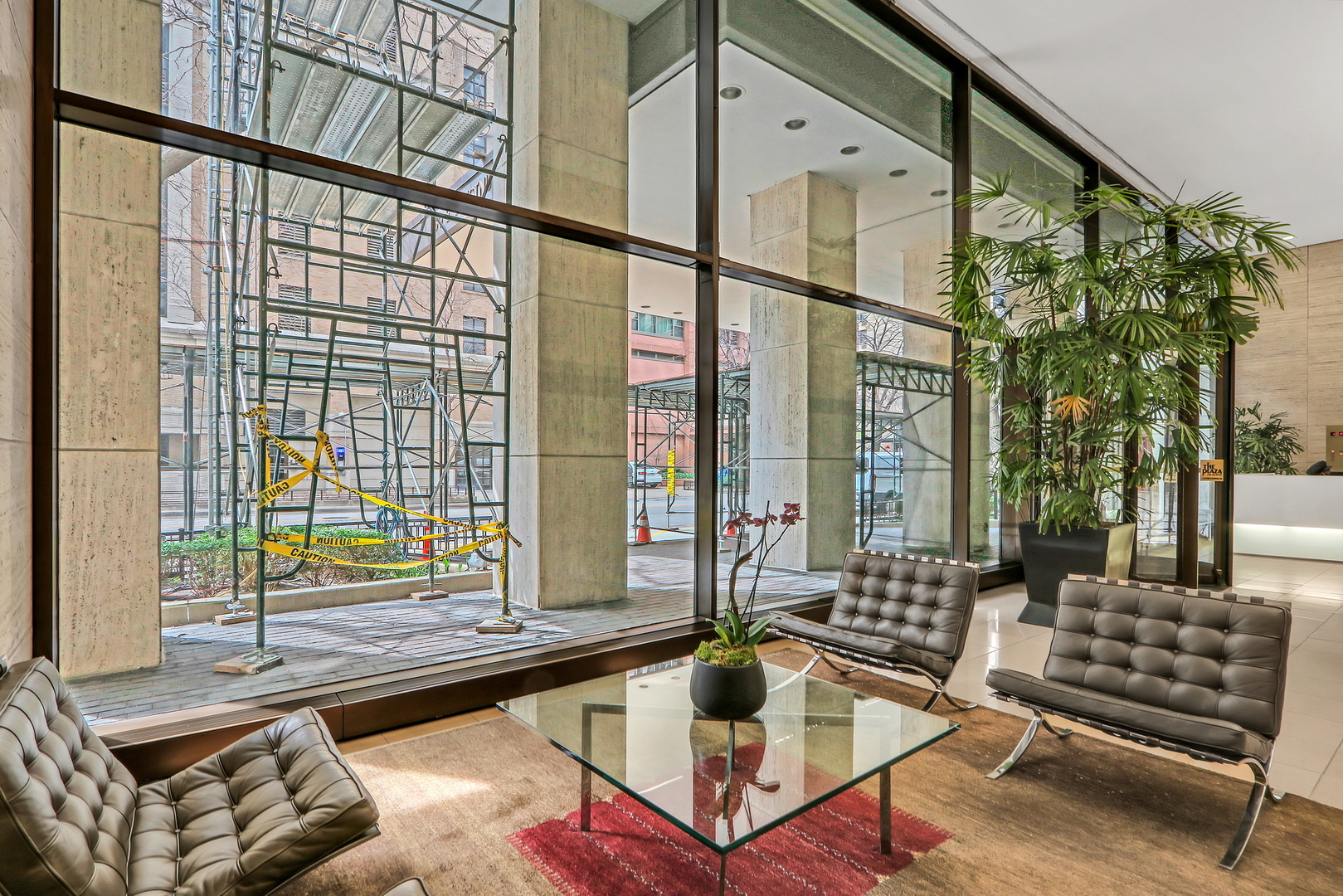 260 E Chestnut Street Unit: 1102