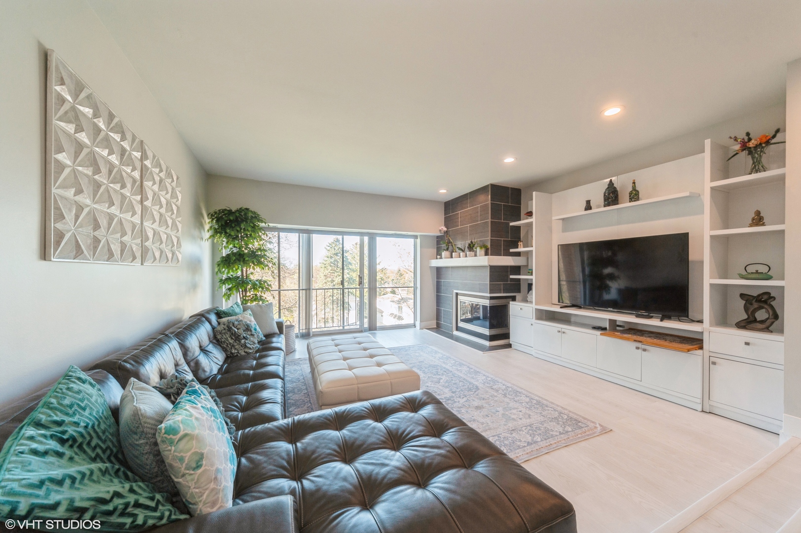 619 Glenview Avenue Unit: 404