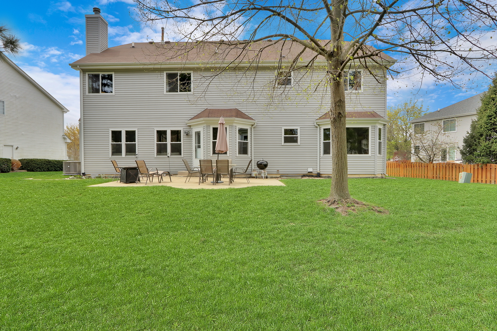 579 Old Walnut Circle