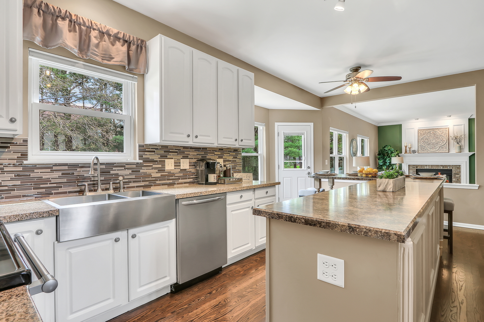 579 Old Walnut Circle