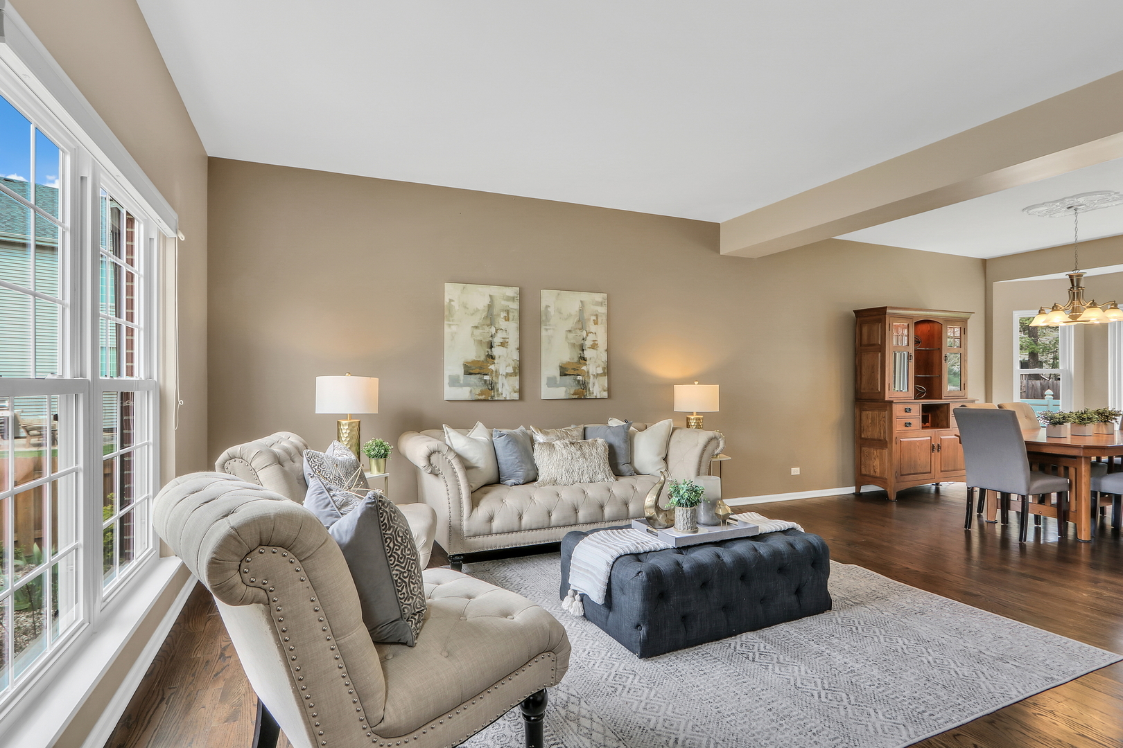 579 Old Walnut Circle
