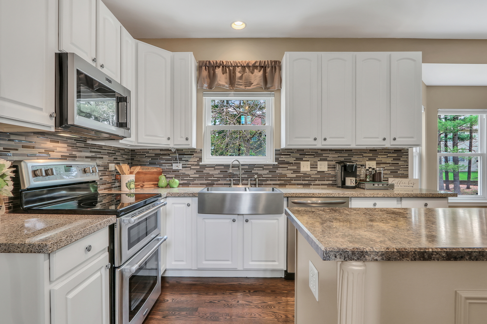 579 Old Walnut Circle