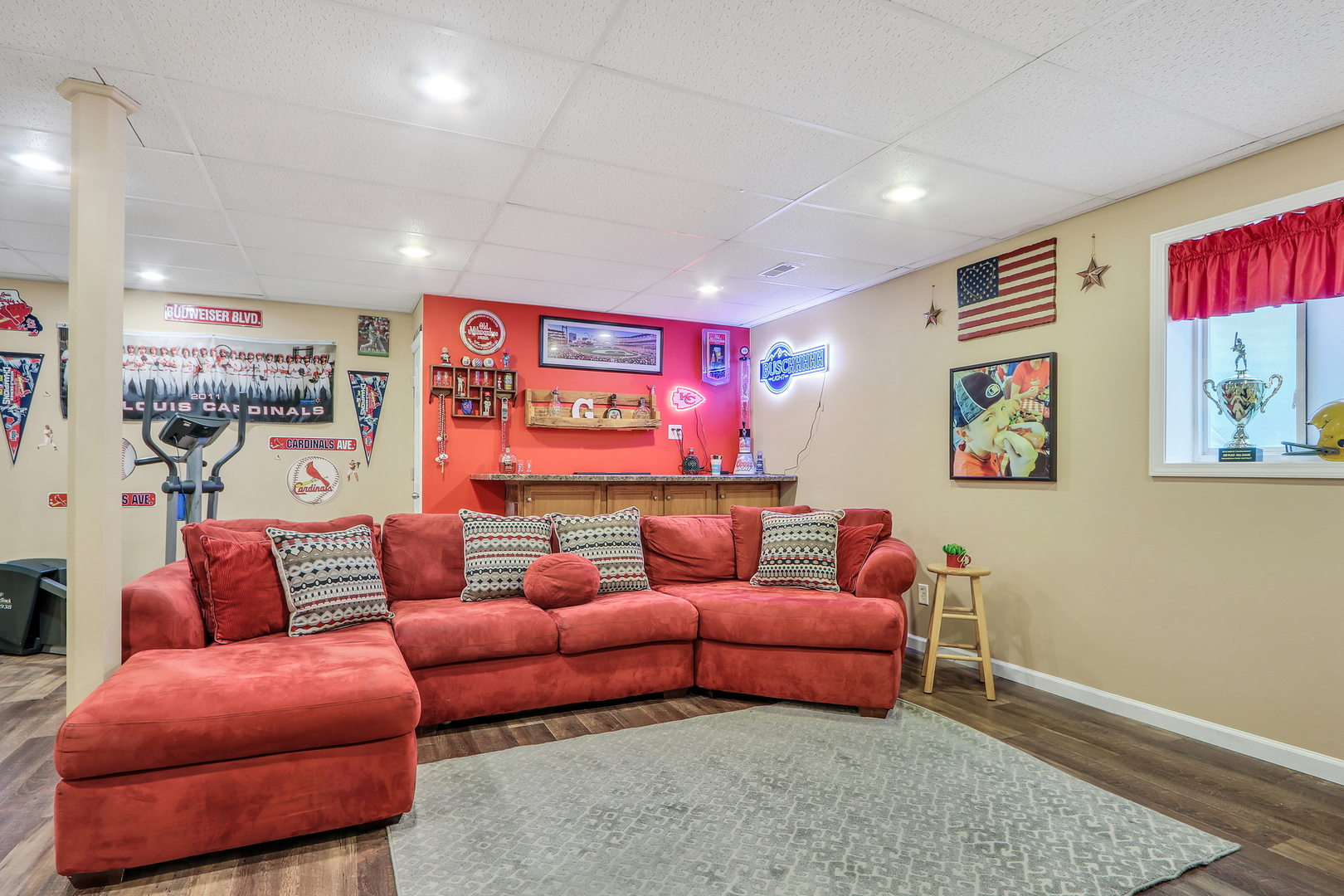 579 Old Walnut Circle