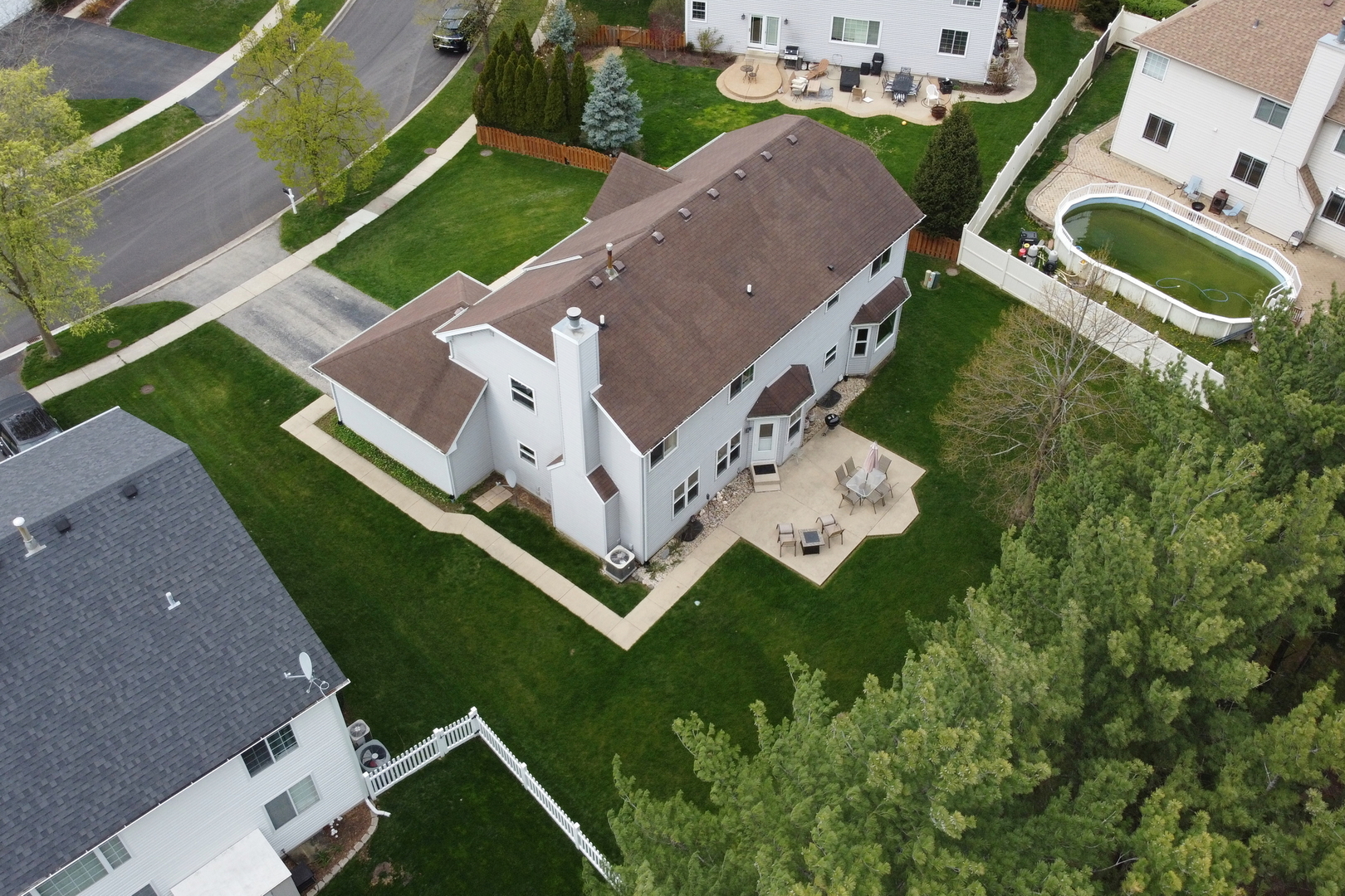 579 Old Walnut Circle