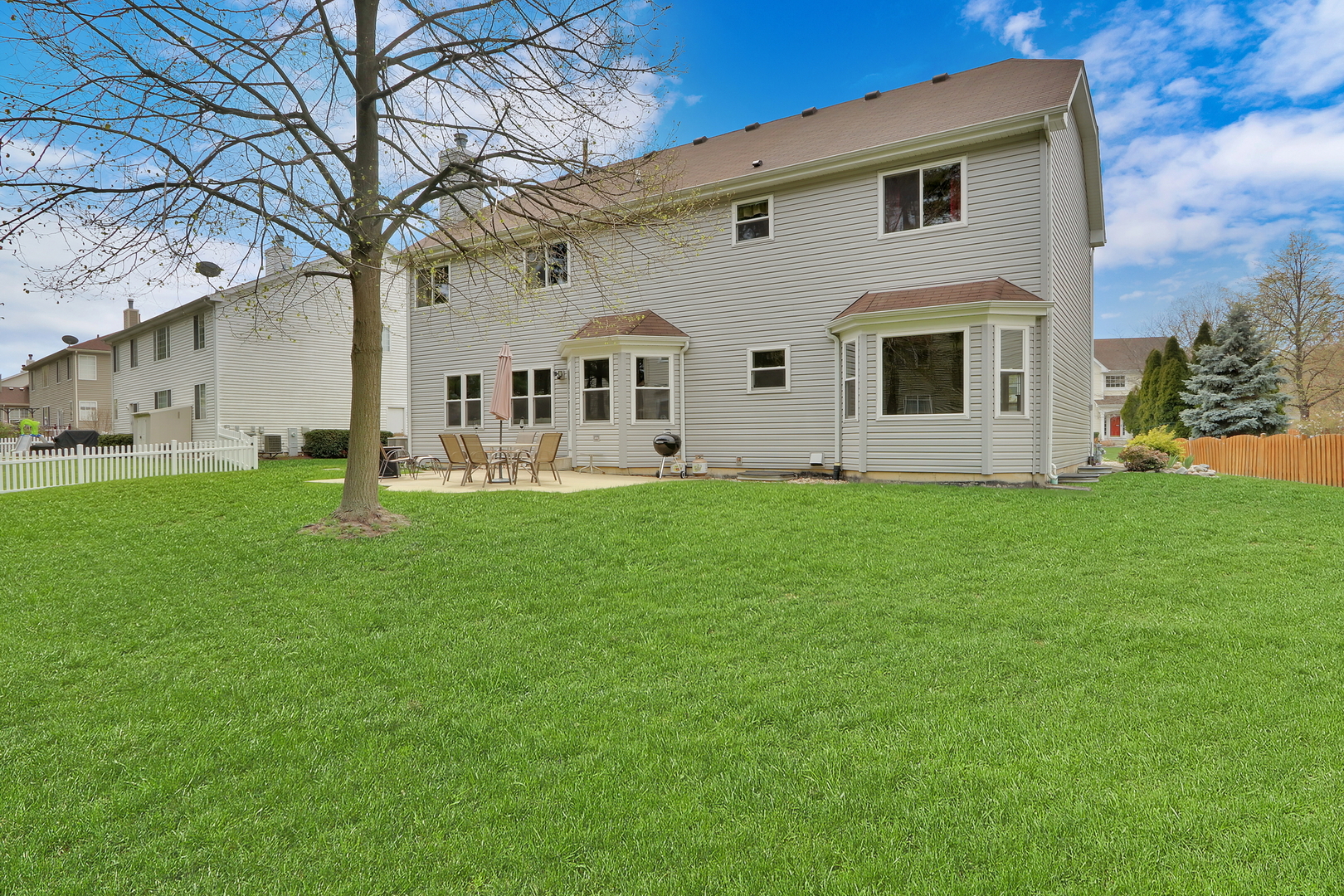 579 Old Walnut Circle