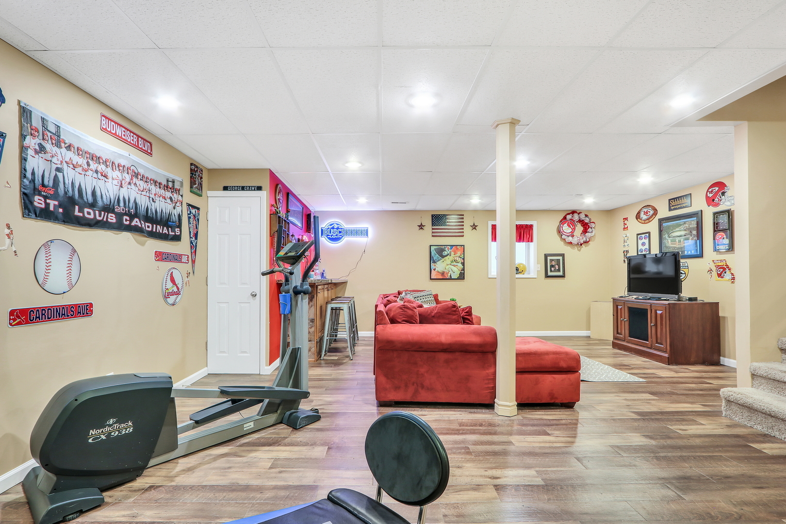 579 Old Walnut Circle
