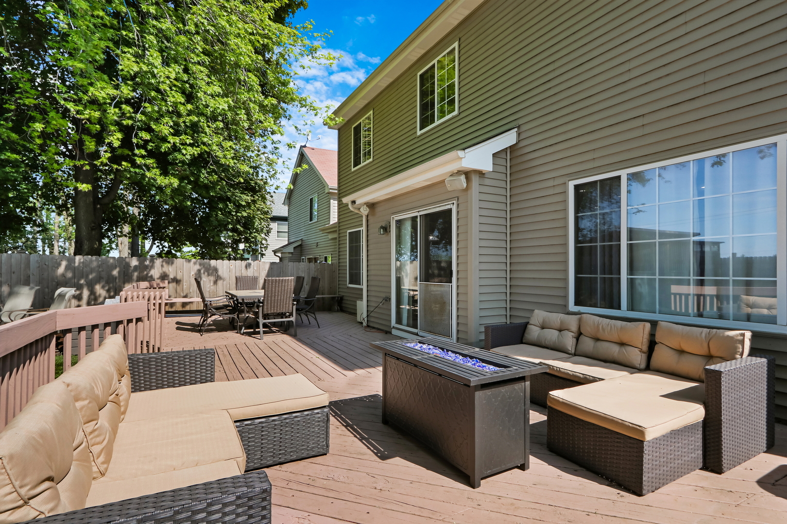 1300 Kensington Drive Unit: 1300
