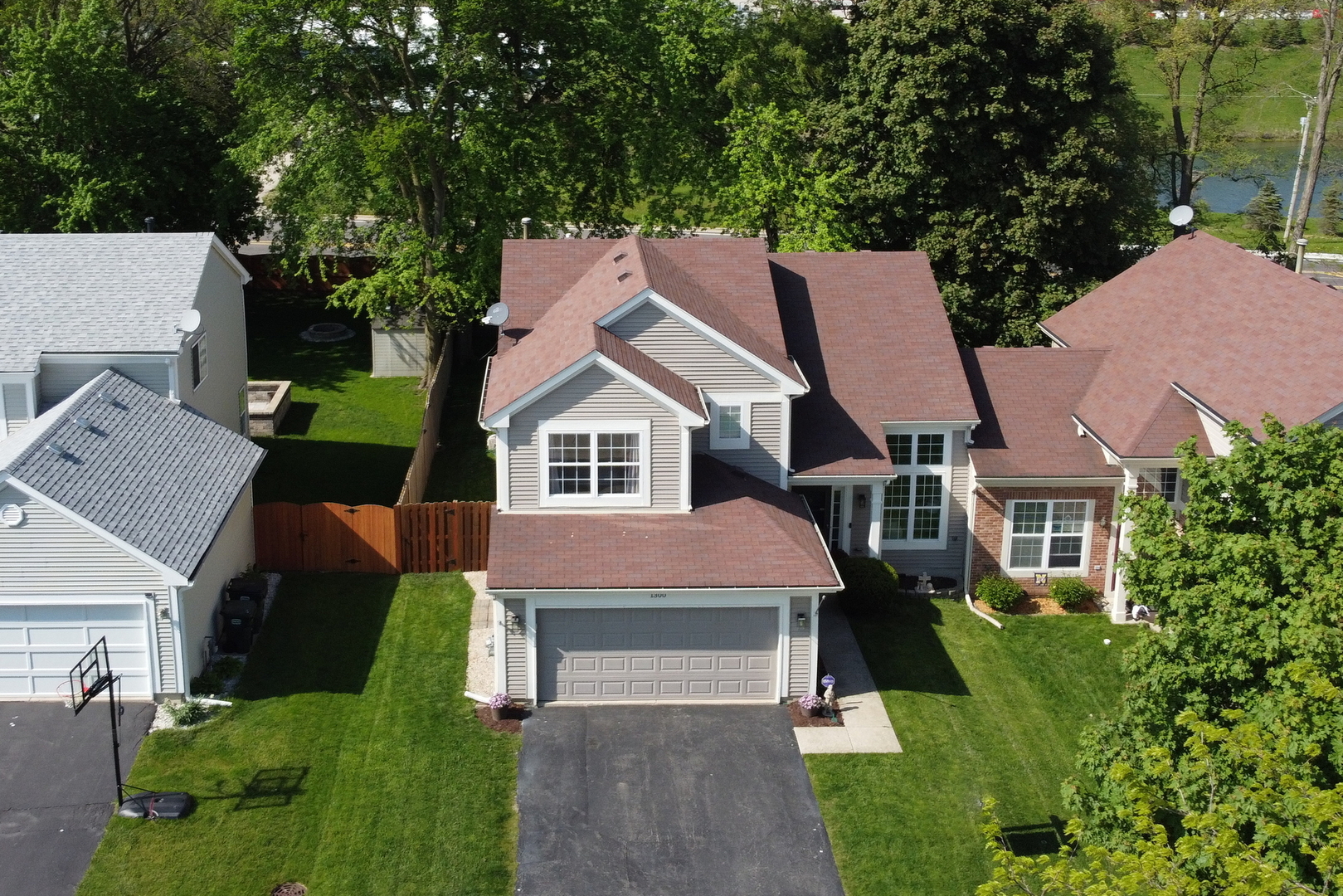 1300 Kensington Drive Unit: 1300