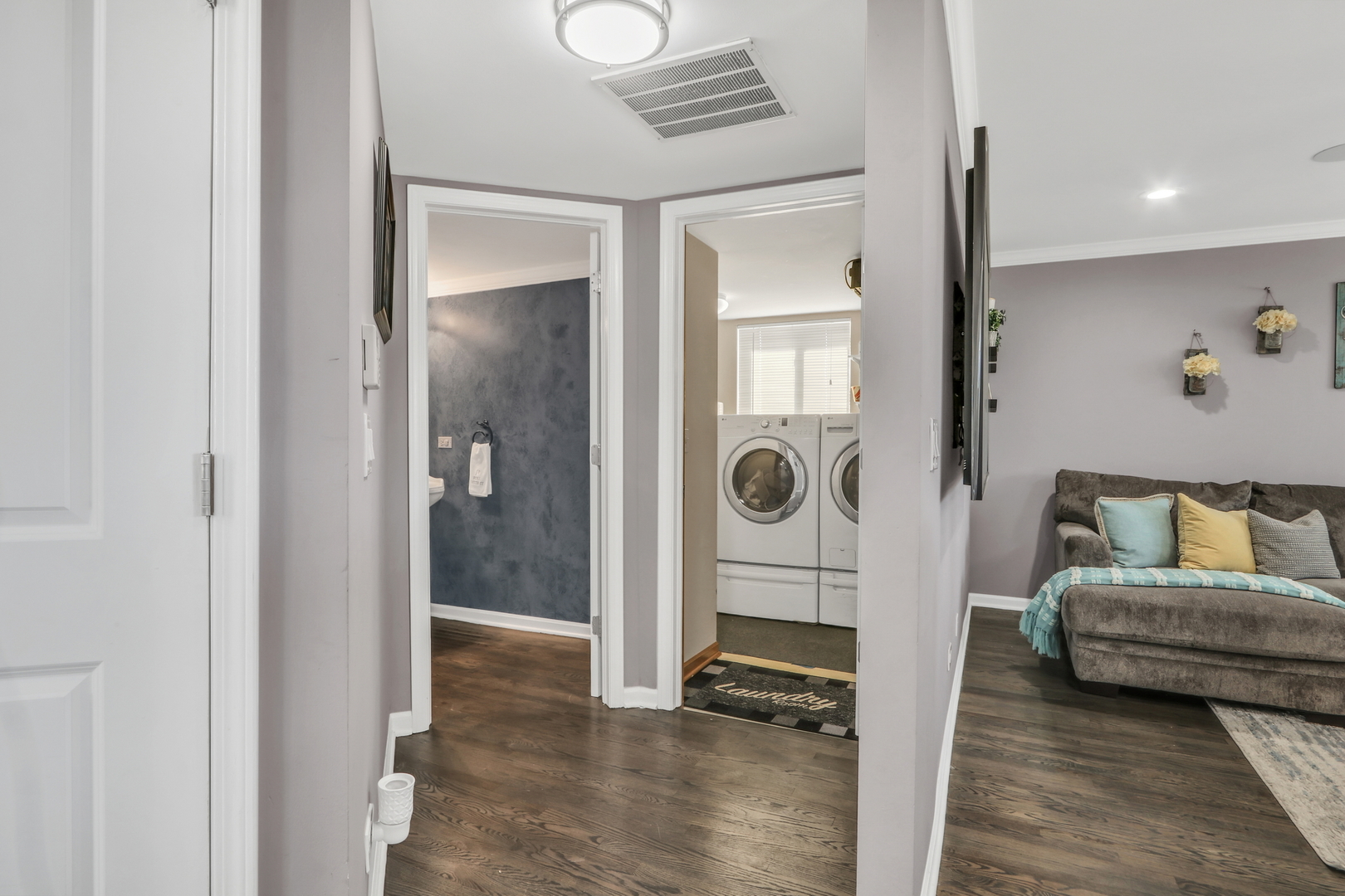 1300 Kensington Drive Unit: 1300