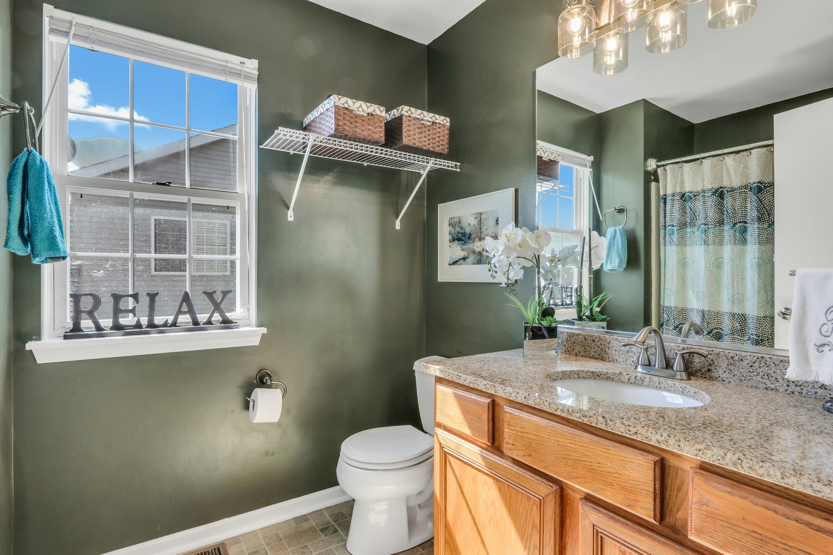 1300 Kensington Drive Unit: 1300