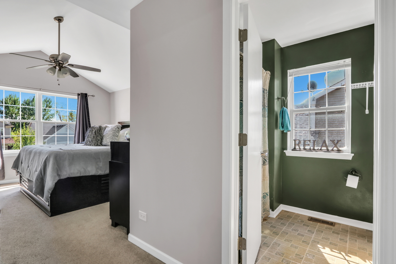 1300 Kensington Drive Unit: 1300