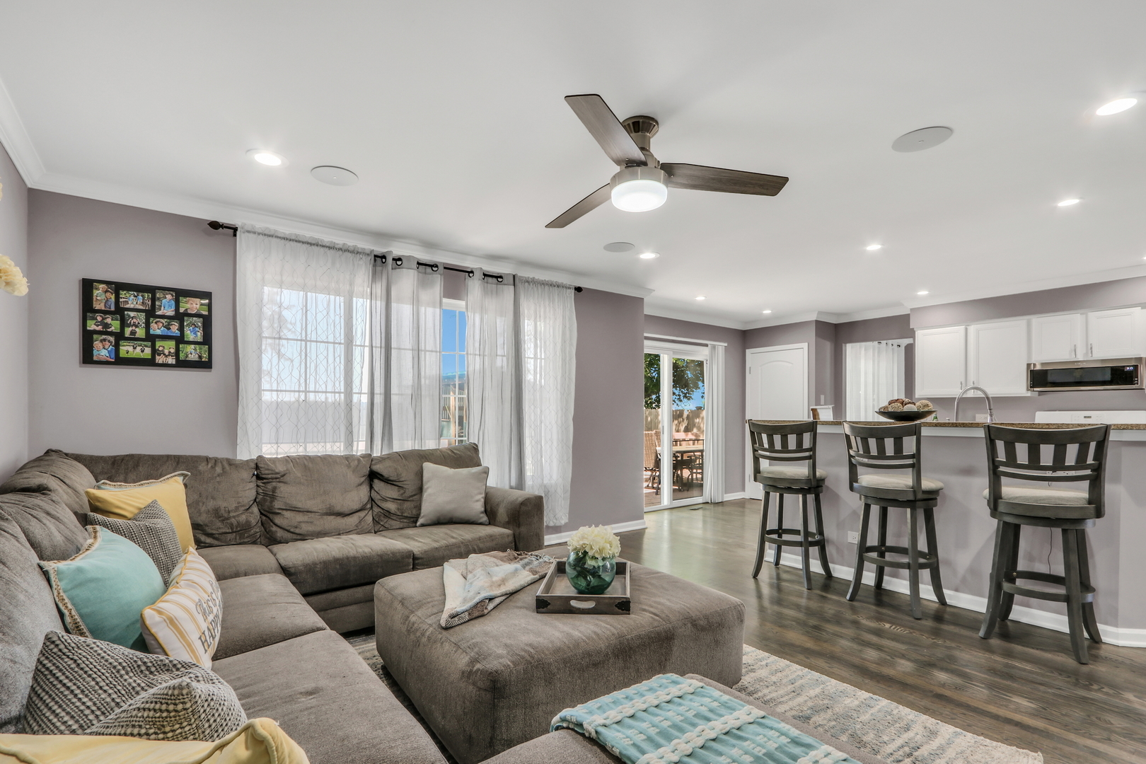 1300 Kensington Drive Unit: 1300