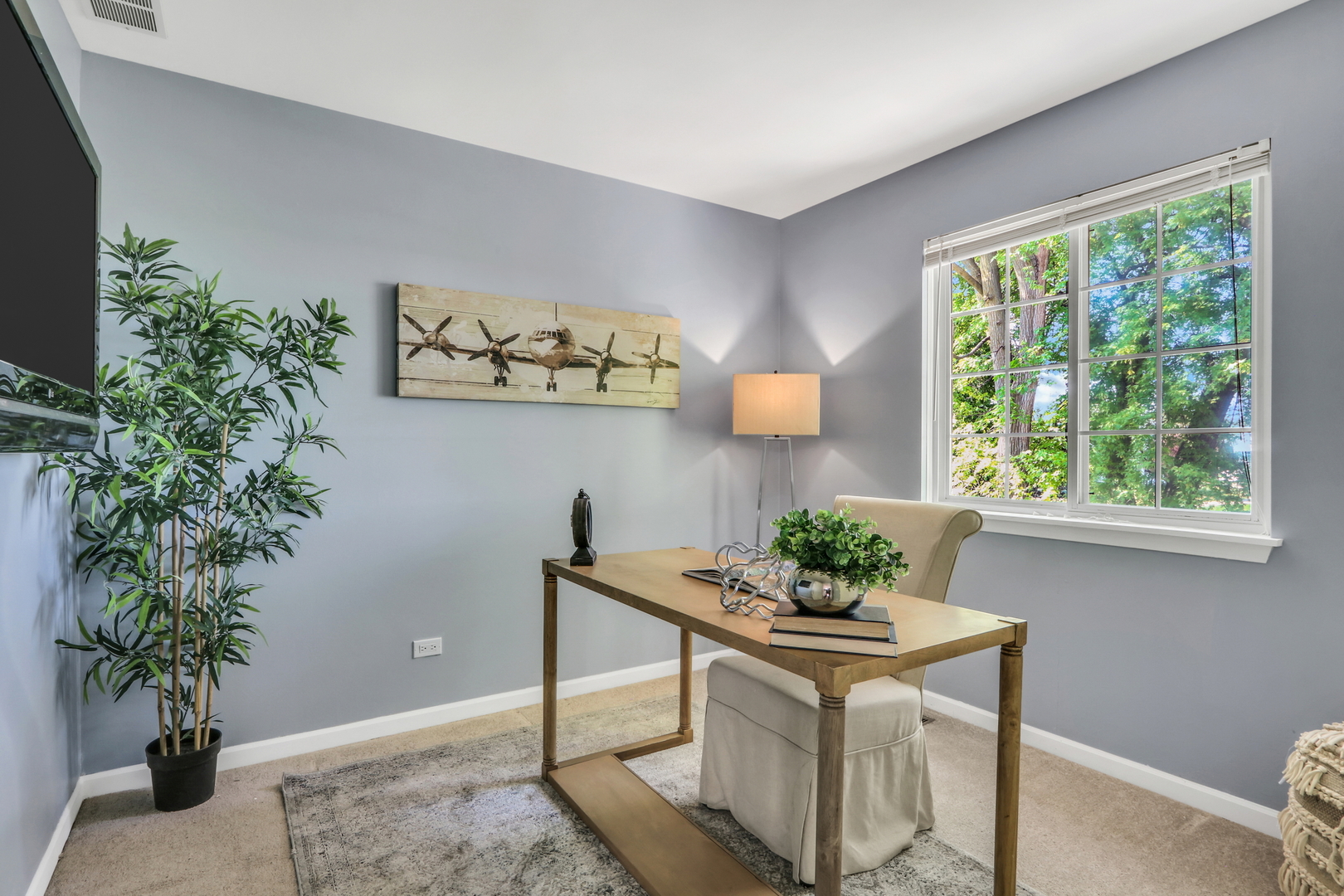 1300 Kensington Drive Unit: 1300