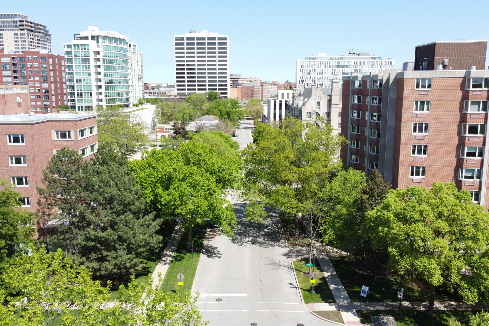 1100 GROVE Street Unit: 2W
