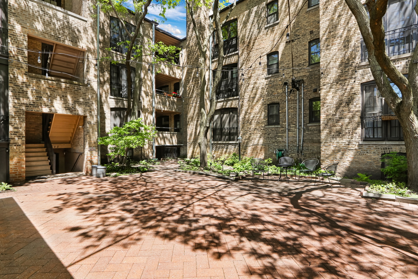 1100 GROVE Street Unit: 2W