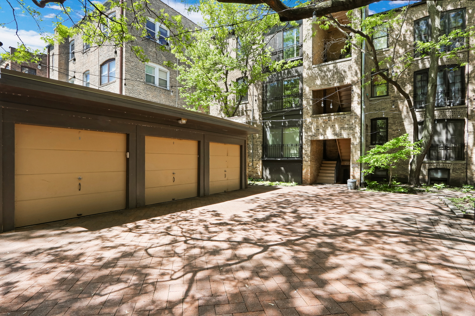 1100 GROVE Street Unit: 2W