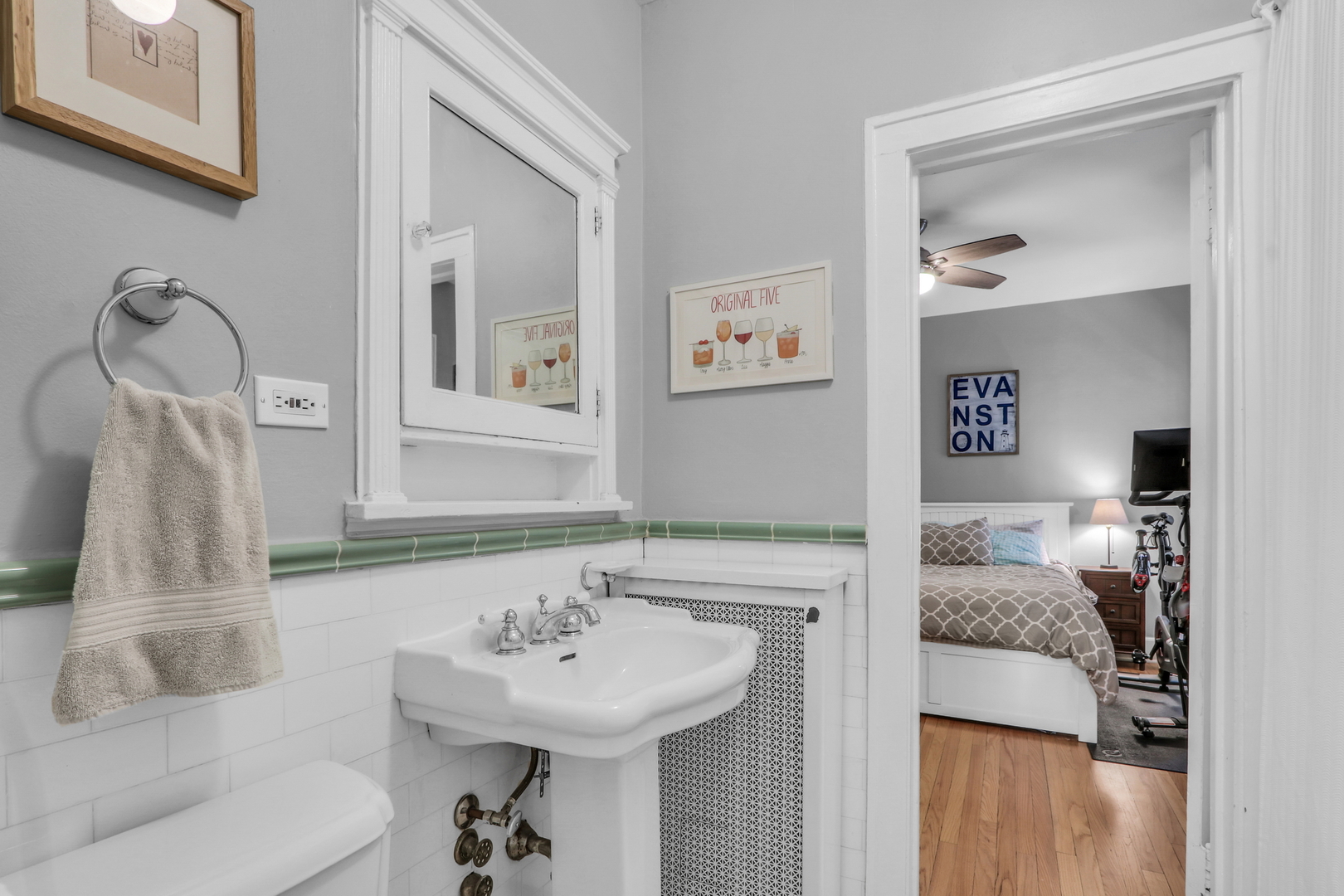 1100 GROVE Street Unit: 2W