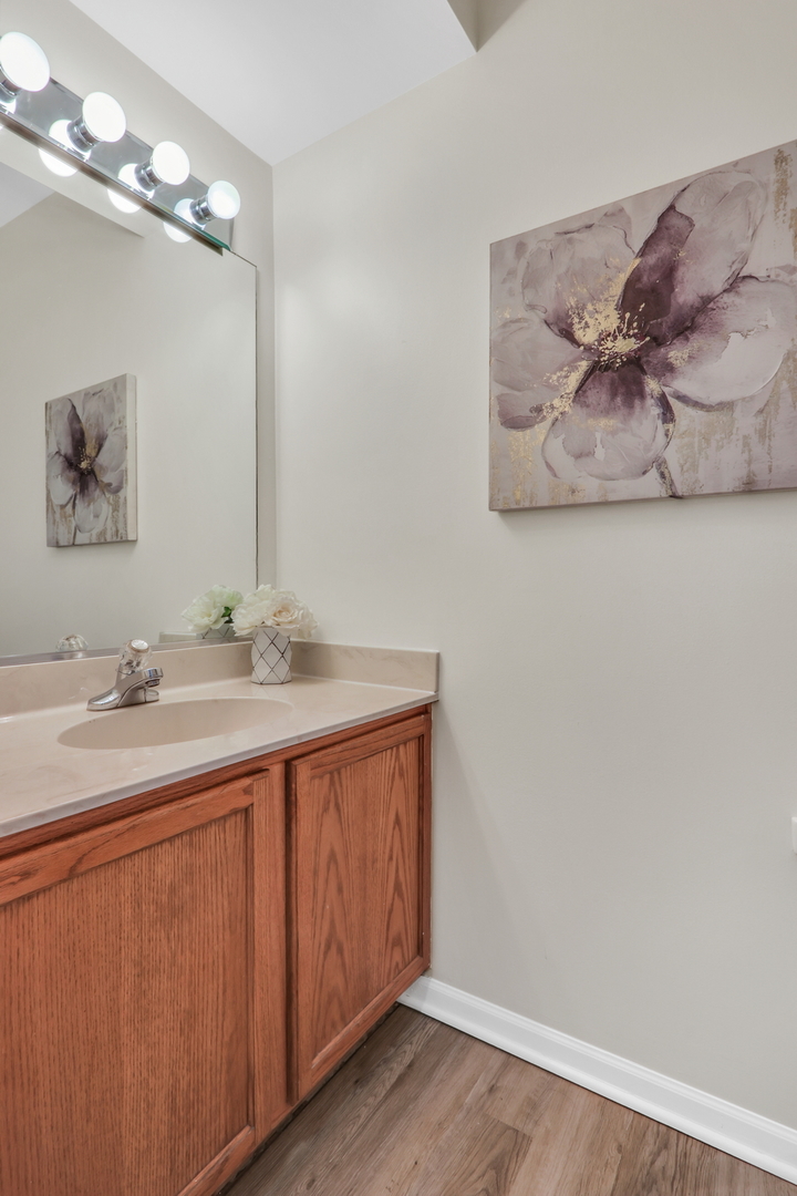 1492 Saint James Court Unit: 1492