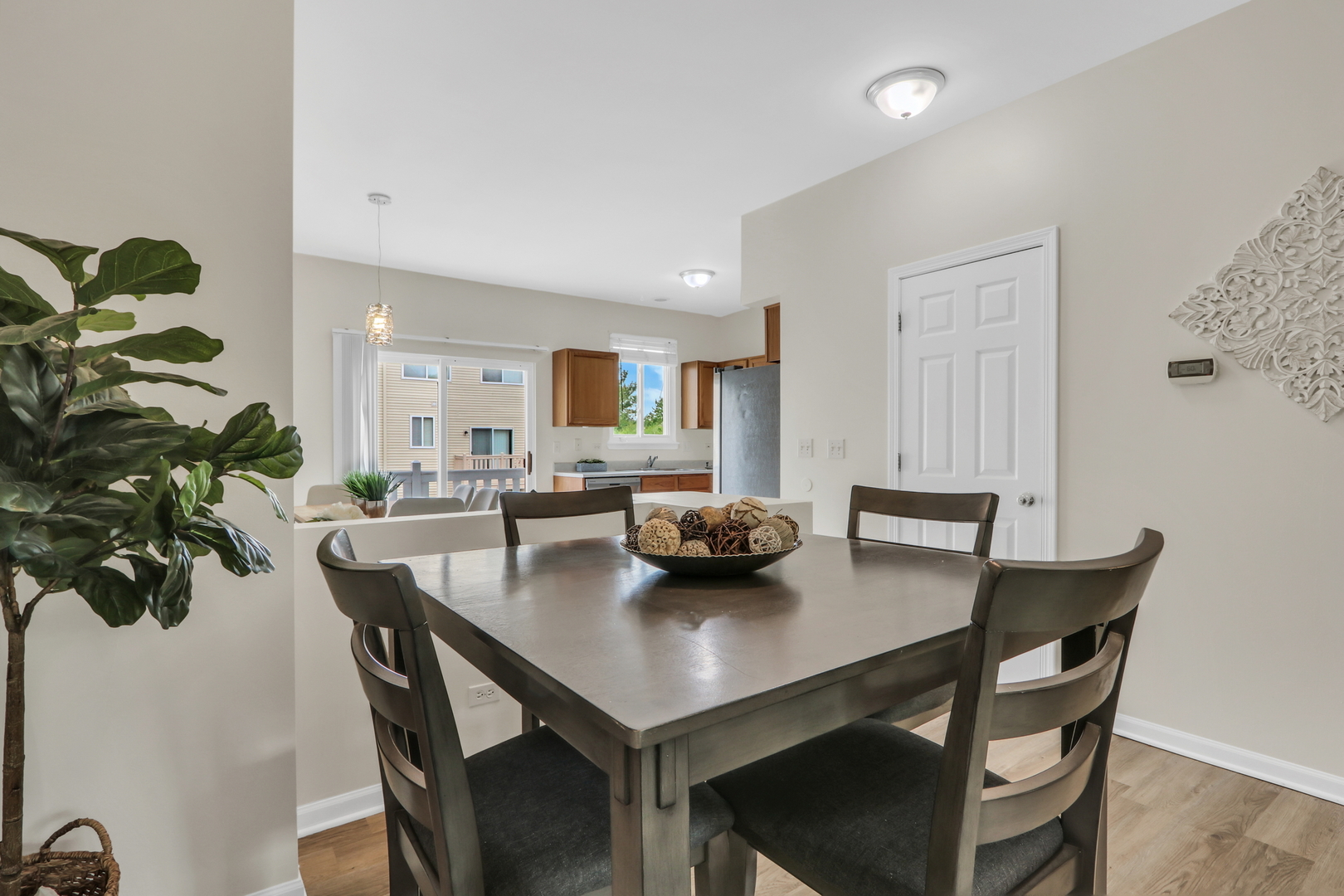 1492 Saint James Court Unit: 1492