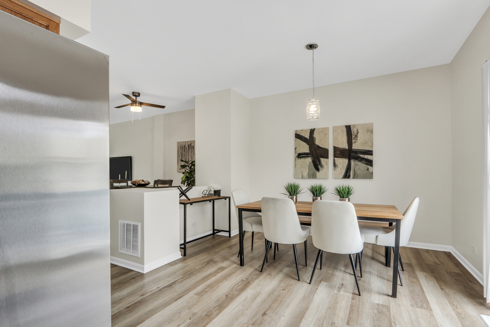 1492 Saint James Court Unit: 1492
