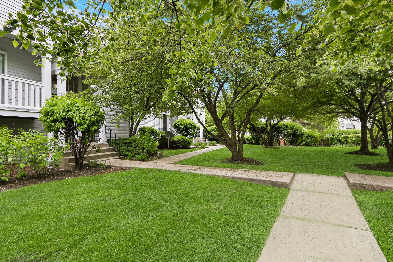 1492 Saint James Court Unit: 1492