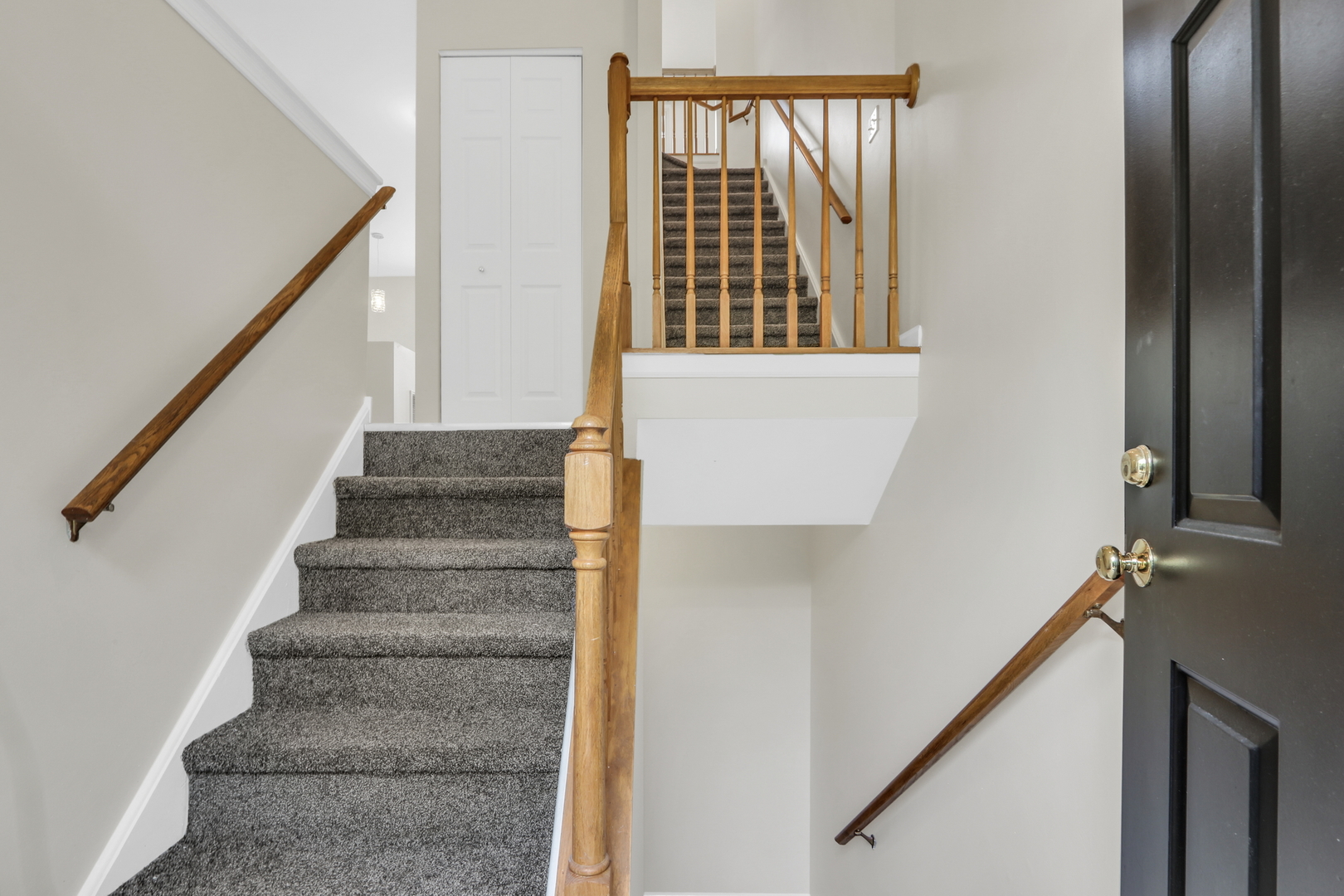 1492 Saint James Court Unit: 1492