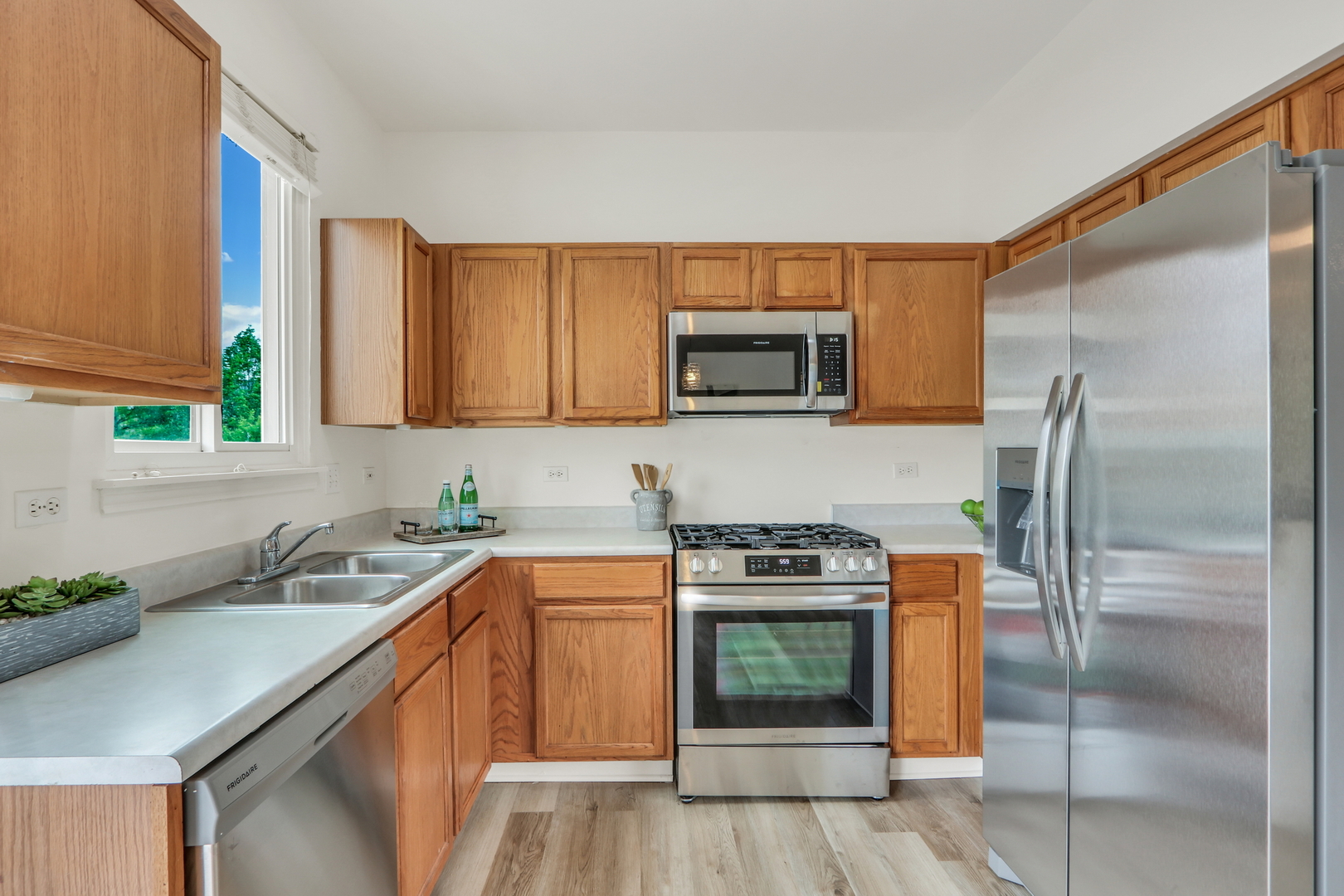 1492 Saint James Court Unit: 1492
