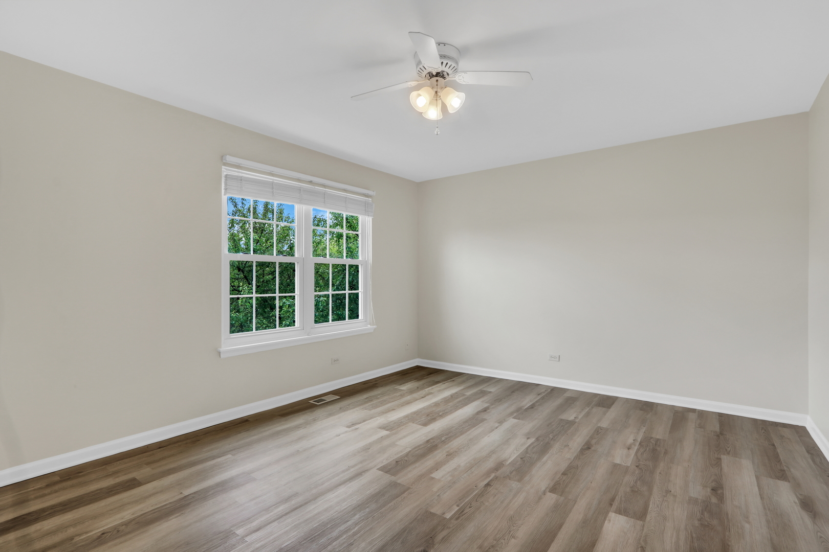 1492 Saint James Court Unit: 1492