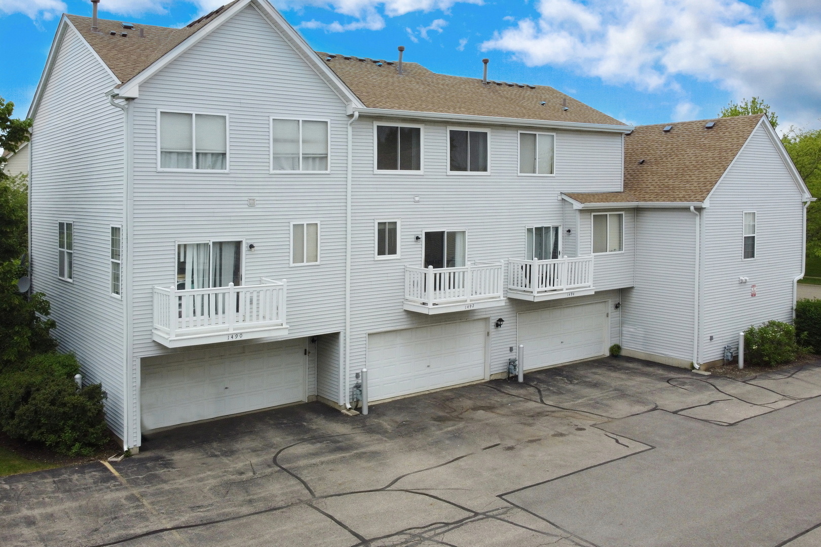 1492 Saint James Court Unit: 1492