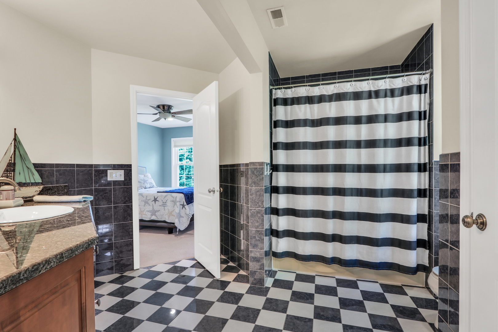 16229 W Foxglove Lane