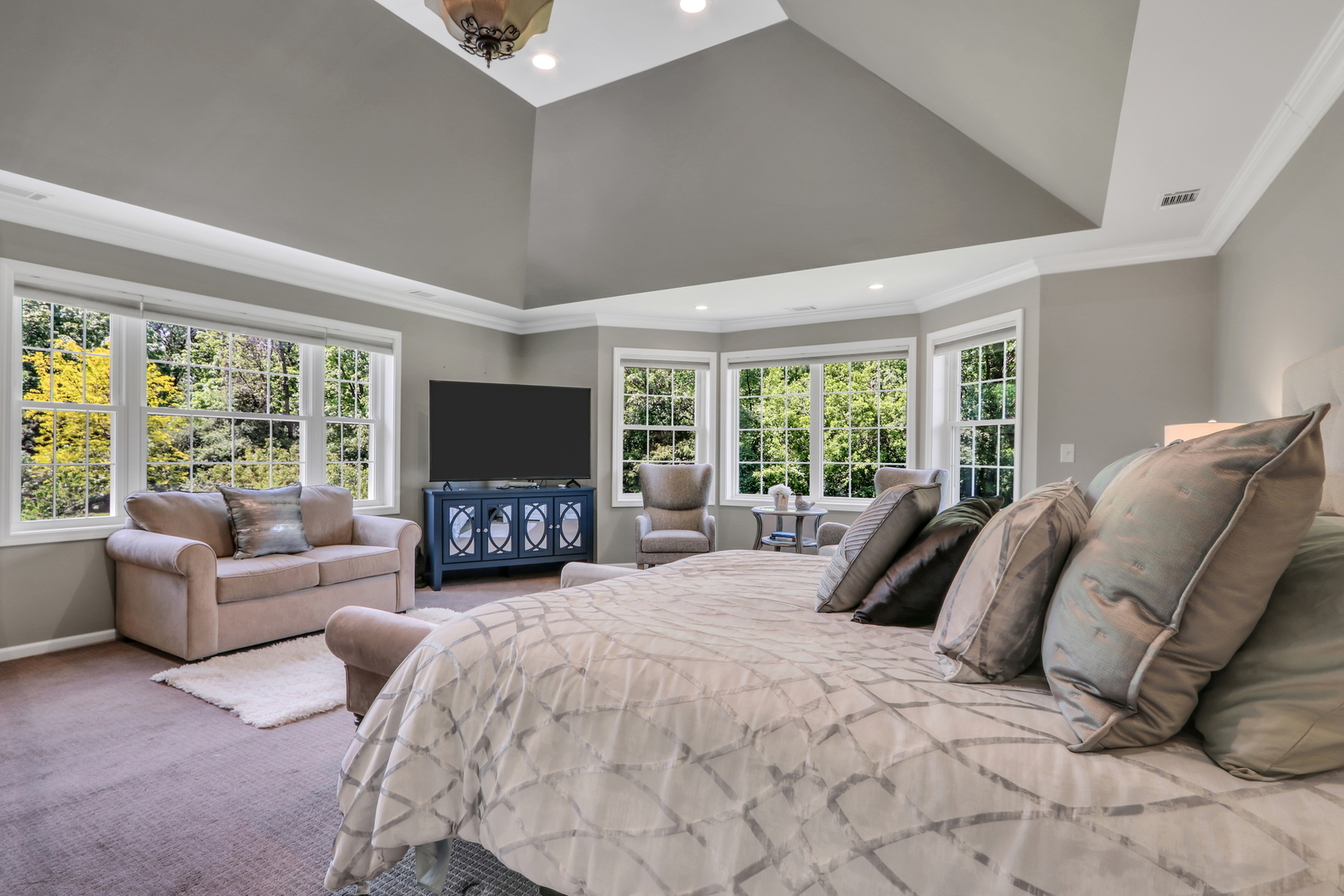 16229 W Foxglove Lane