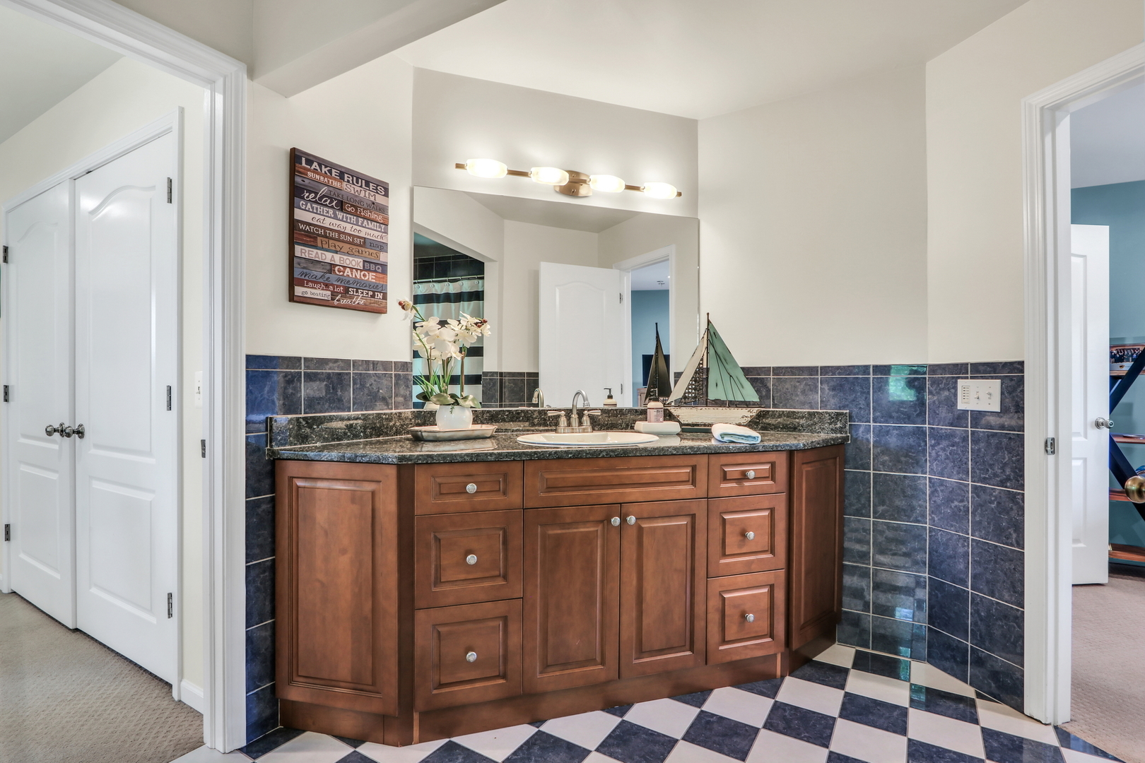 16229 W Foxglove Lane
