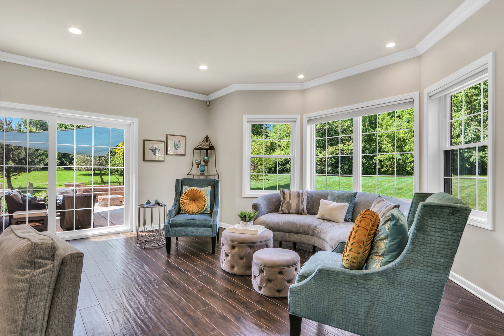 16229 W Foxglove Lane