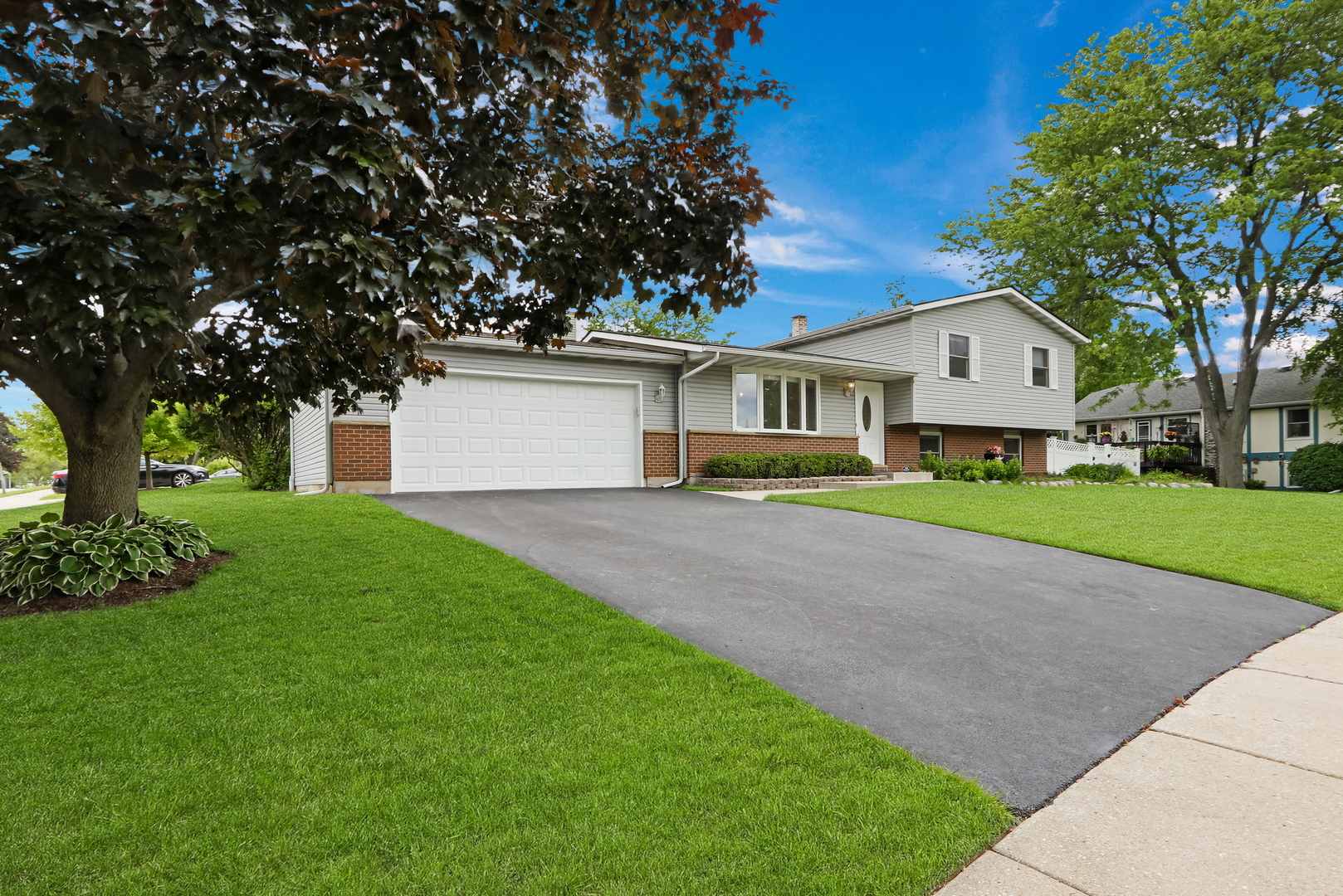 3290 Burr Oak Drive