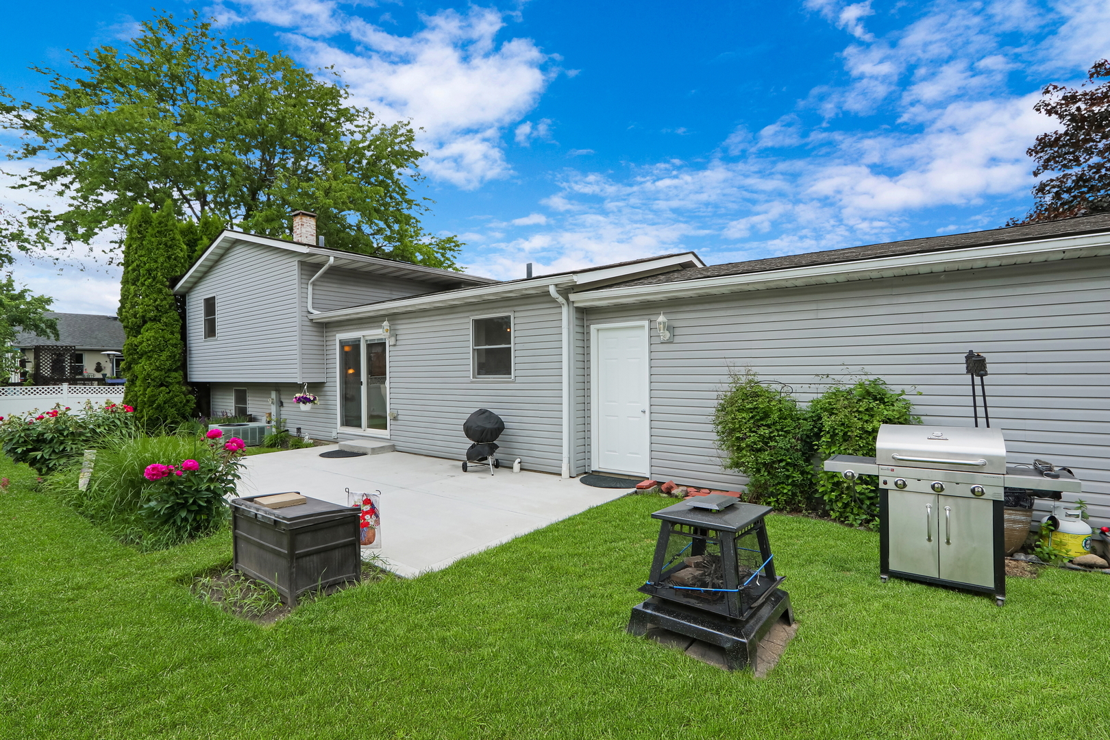 3290 Burr Oak Drive