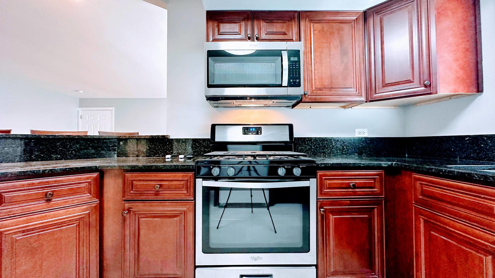 105 DOVER Drive Unit: 11