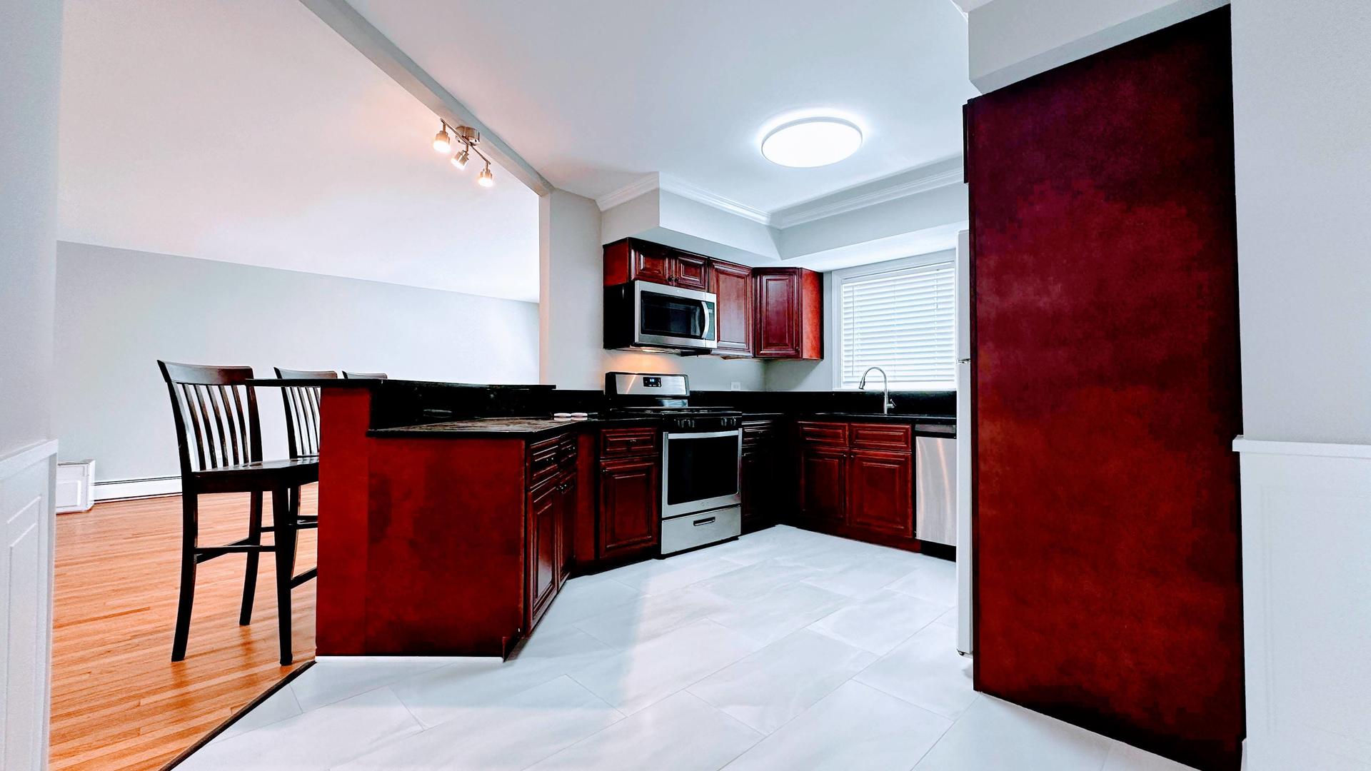 105 DOVER Drive Unit: 11