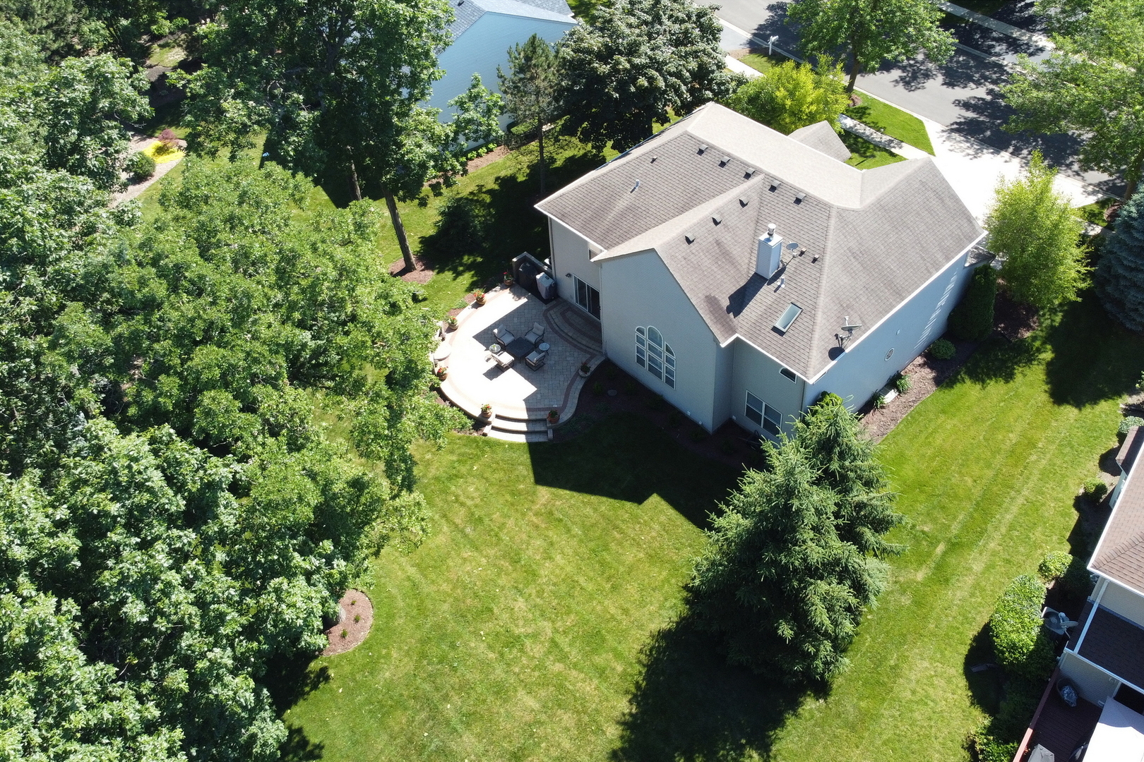 681 Strawberry Fields