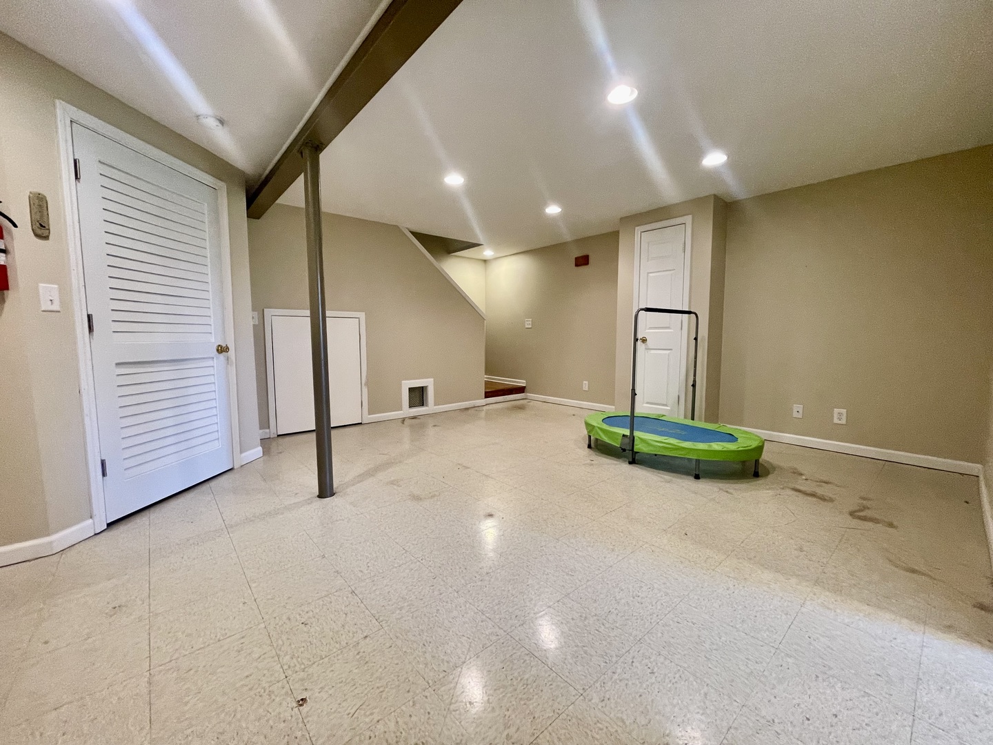 517 WILLOW Way Unit: 32-D1-317