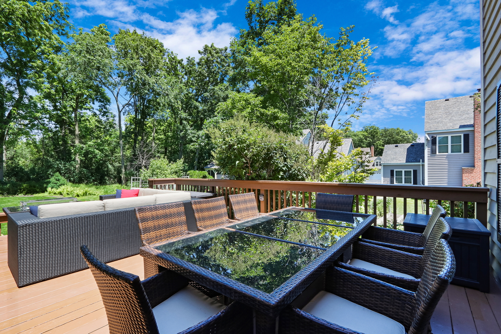 4424 Longmeadow Drive