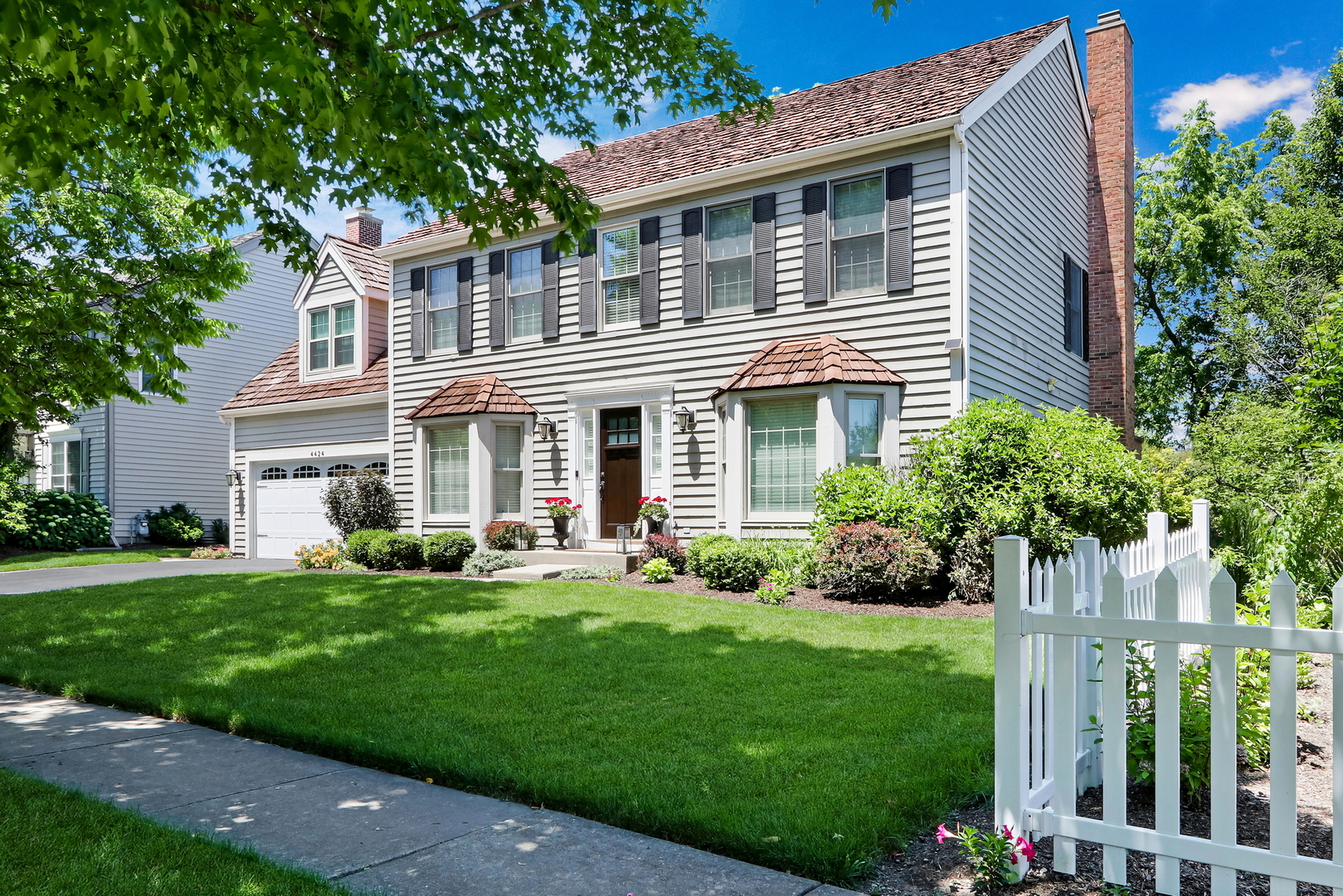 4424 Longmeadow Drive