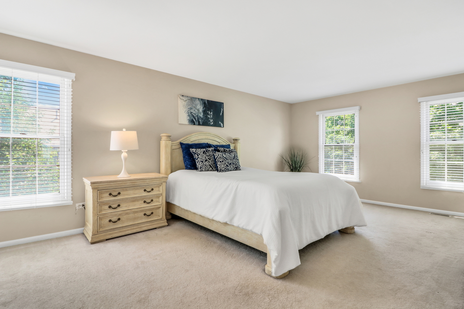 4424 Longmeadow Drive