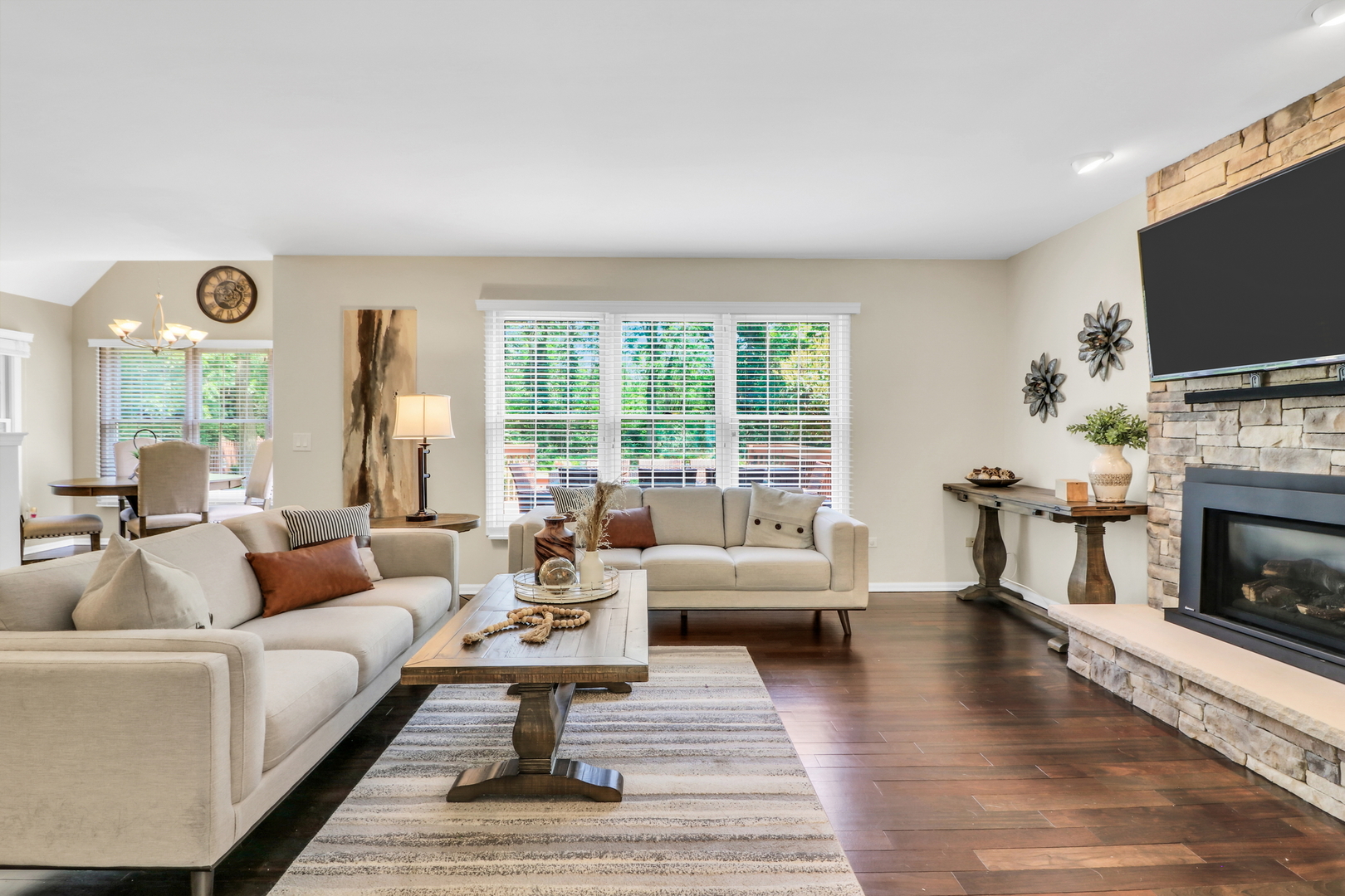 4424 Longmeadow Drive