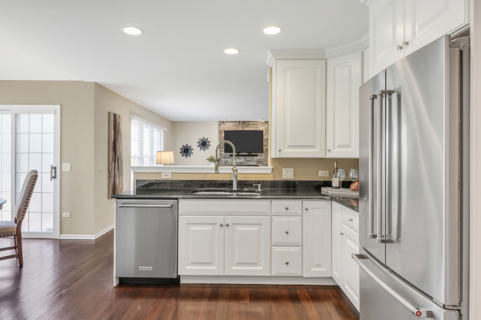 4424 Longmeadow Drive