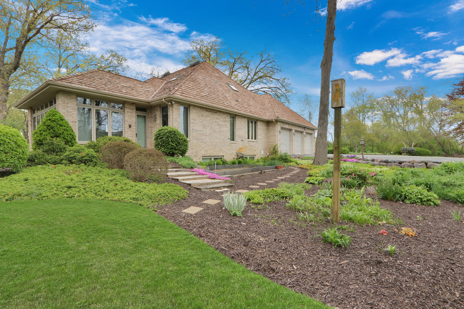 786 Hanley Drive