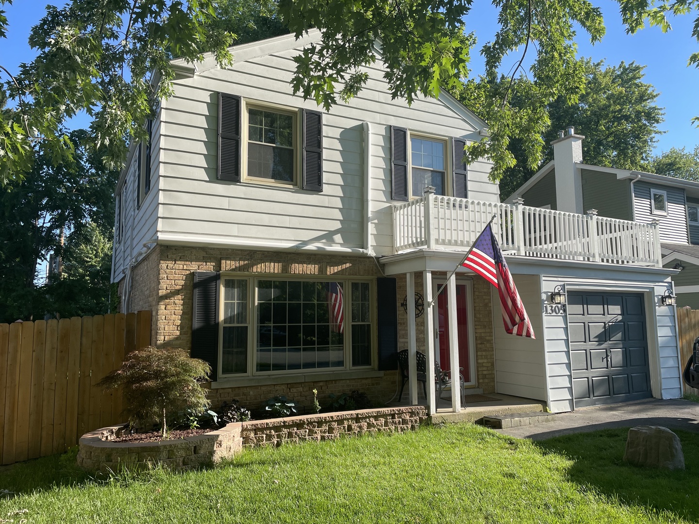 1305 E Kensington Road